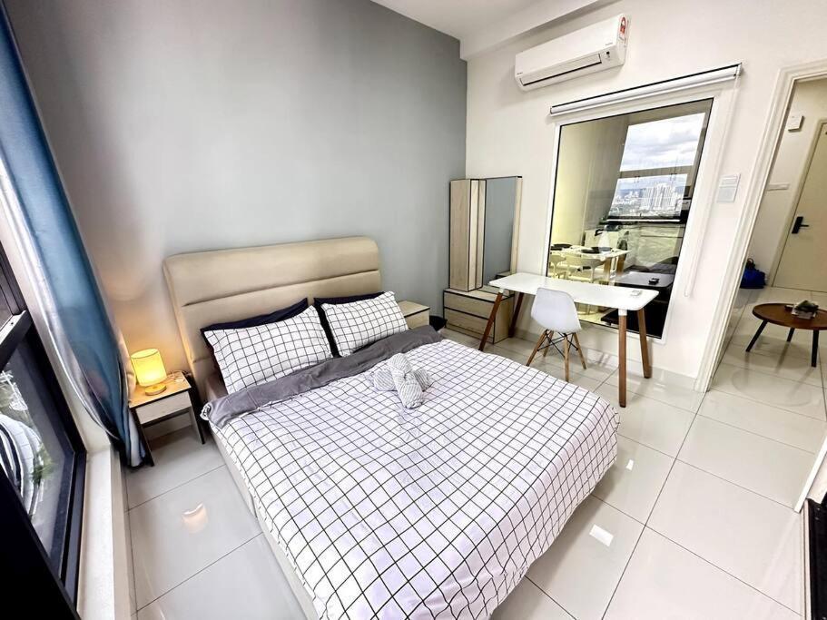 Apartemen Simple Arte Mont Kiara 1b1b 4 Pax Mitec Matrade *